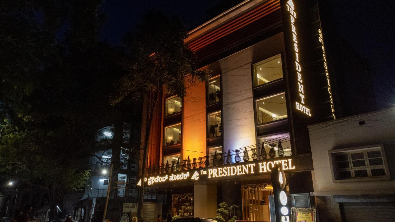 The President Hotel, Kumarapark Bangalore Eksteriør bilde
